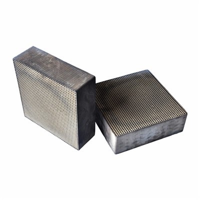 Wax-bedelka qashinka dhoobada ah ee gubanaya